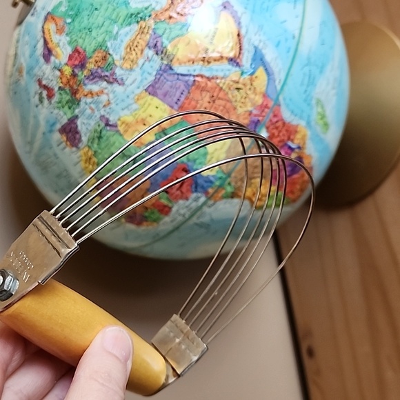 Vintage wood handled wire pastry blender dough cutter Androck - Picture 7 of 9